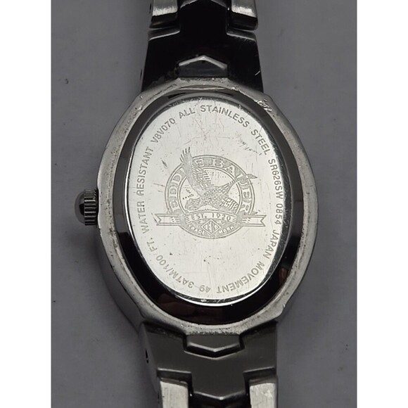 Eddie Bauer Womens Quartz Oval Watch 100 Feet Water Resistant New Battery Petite - Picture 9 of 9